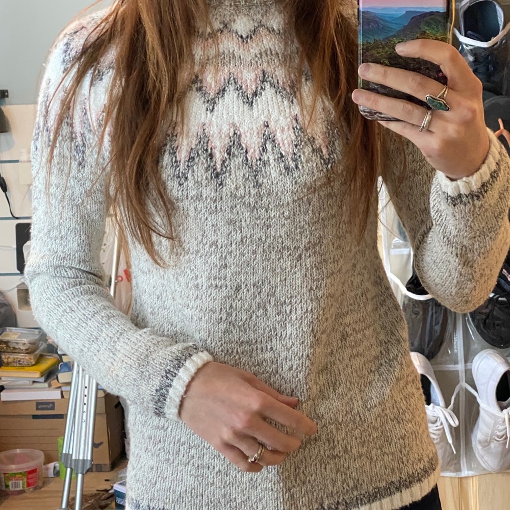 Wind river knit sweater